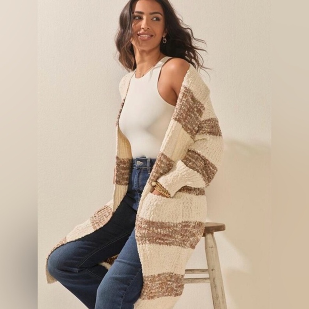 NWT! Francesca's Long Striped Popcorn Cardigan Medium Neutral Soft Cozy Warm